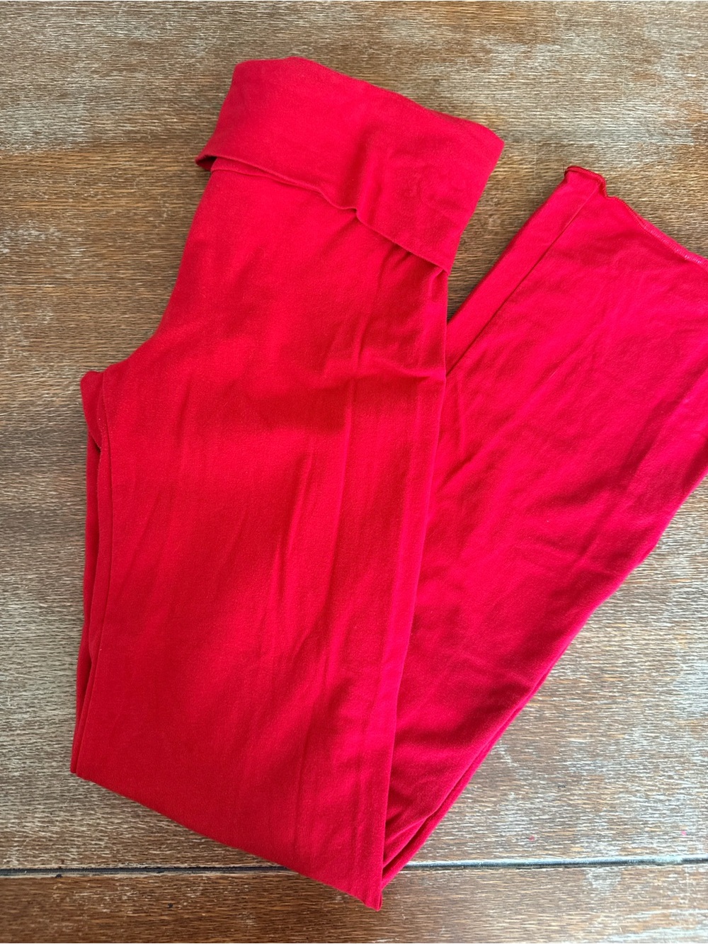SKIMS Fold-Over Waist Leggings in Red